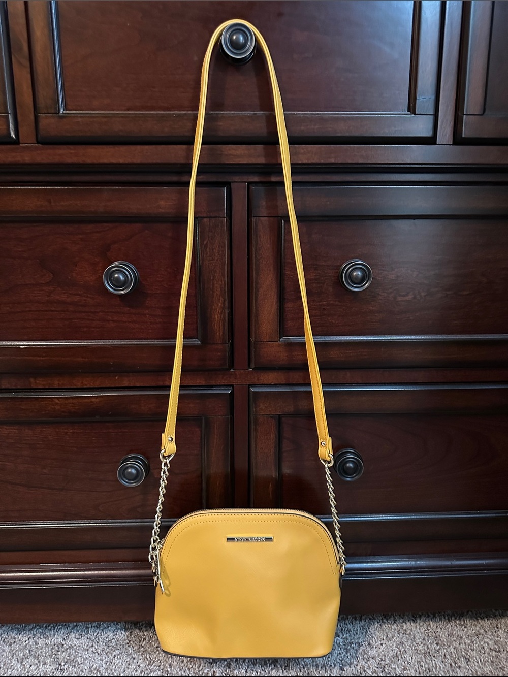 Steve Madden Crossbody Cindy Dome bag